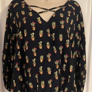 Chloâh Women Navy‎ Cactus Print Long Sleeve Tunic Top Small Boho Casual Festival
